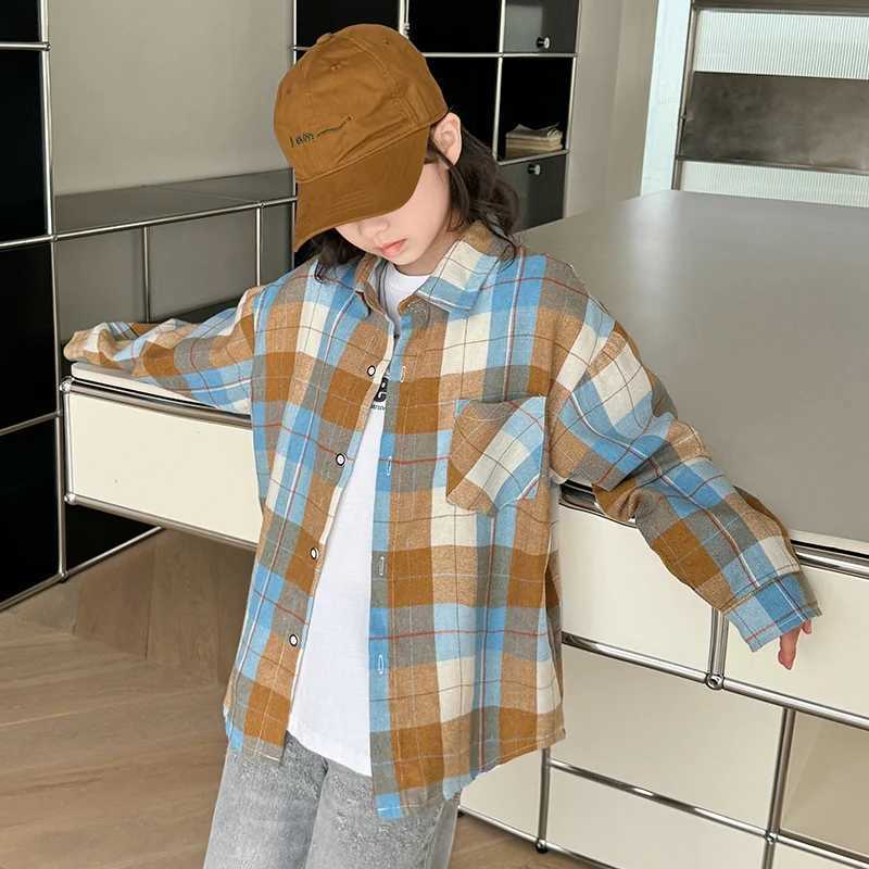 Korean Style Teen Girls Long Sleeve Plaid Shirt with Pocket Kids New Fashion Streetwear Outerwear Child Cotton Blouse Age 514Y C251007