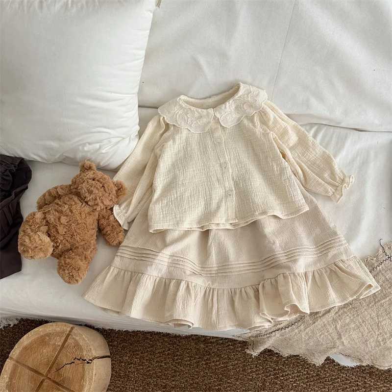 6850 Children Shirt 2025 Autumn New Lace Collar Solid Color Baby Girls Shirt Embroidery Longsleeved Blouse Tops C251007