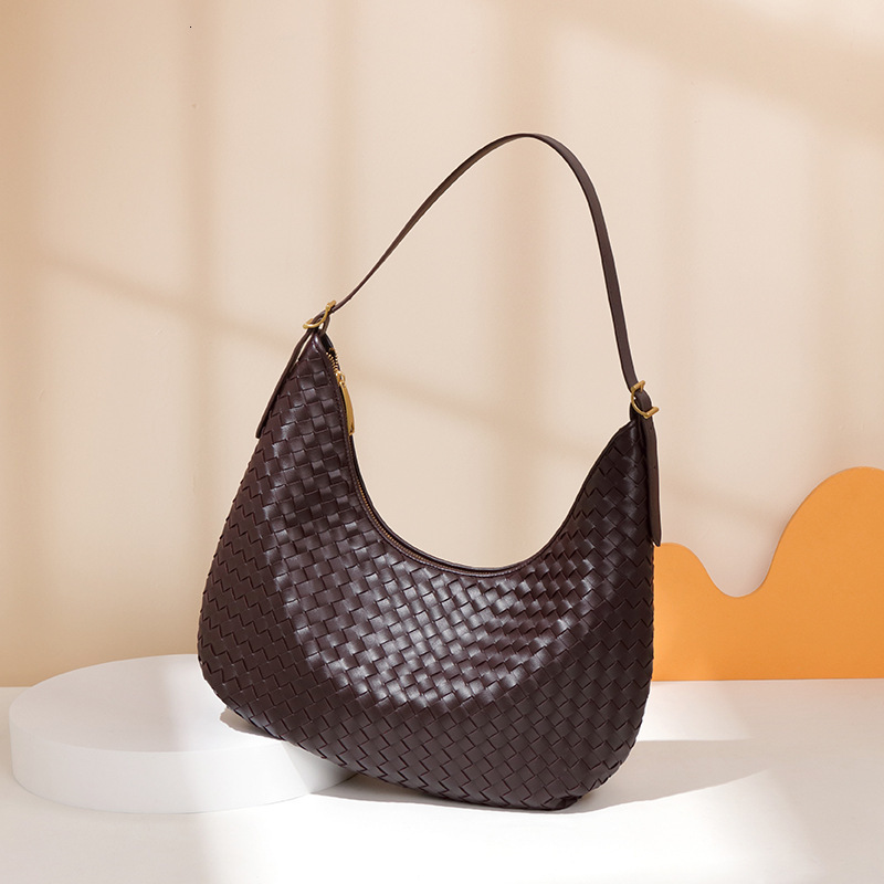 Women's New Minimalist Woven Underarm Crescent Commuter Shoulder Tote Bag