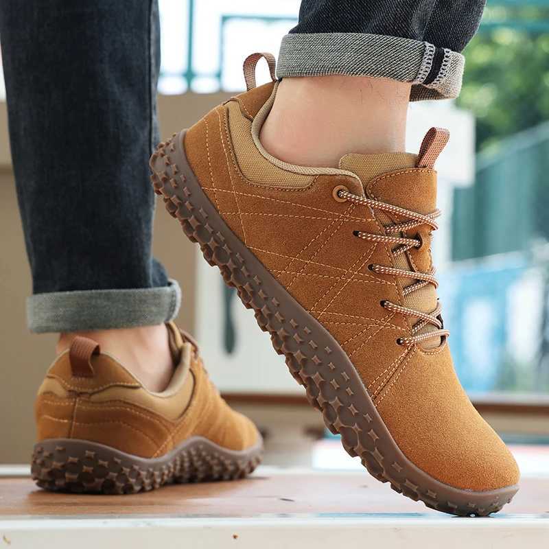 Couple Wide Toe Barefoot Shoes Antislip Men Women Outdoor Hiking Sneakers Casual Men Work Shoes Mens Minimalist Sneakers J251007