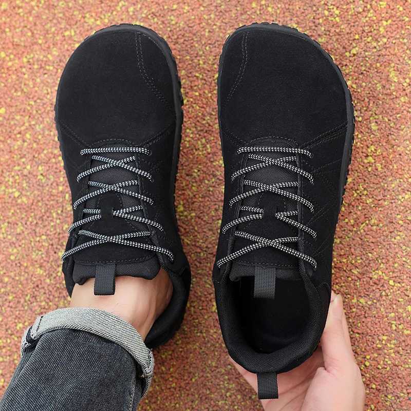 Couple Wide Toe Barefoot Shoes Antislip Men Women Outdoor Hiking Sneakers Casual Men Work Shoes Mens Minimalist Sneakers J251007