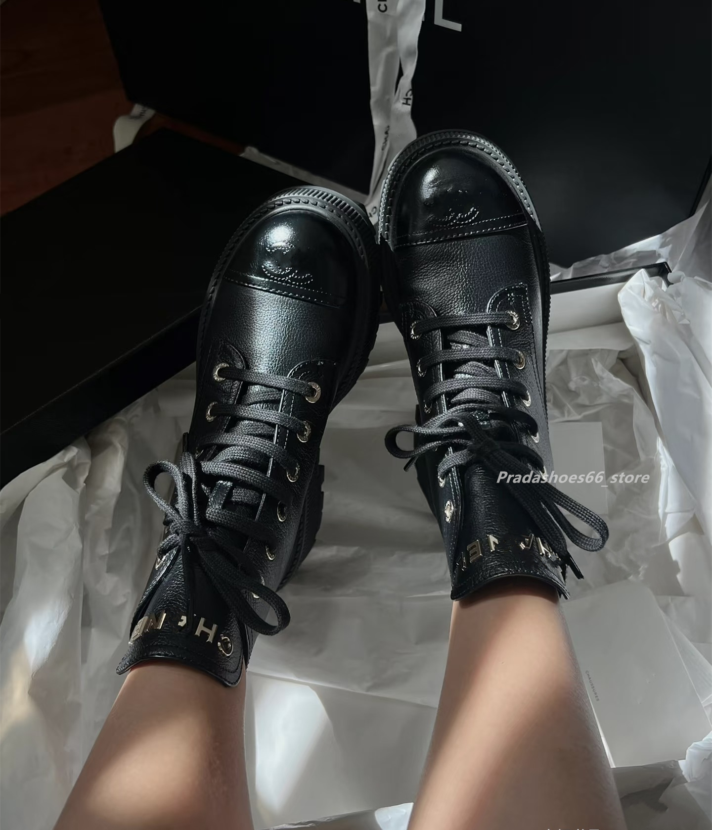 Paris Luxury designer Lace-up Combat Womens Knight Boots chan Shoes Chunky Heel Platform Women Rain Boots Thick Sole Height Casual Martin Boots Pra Rainboots cc