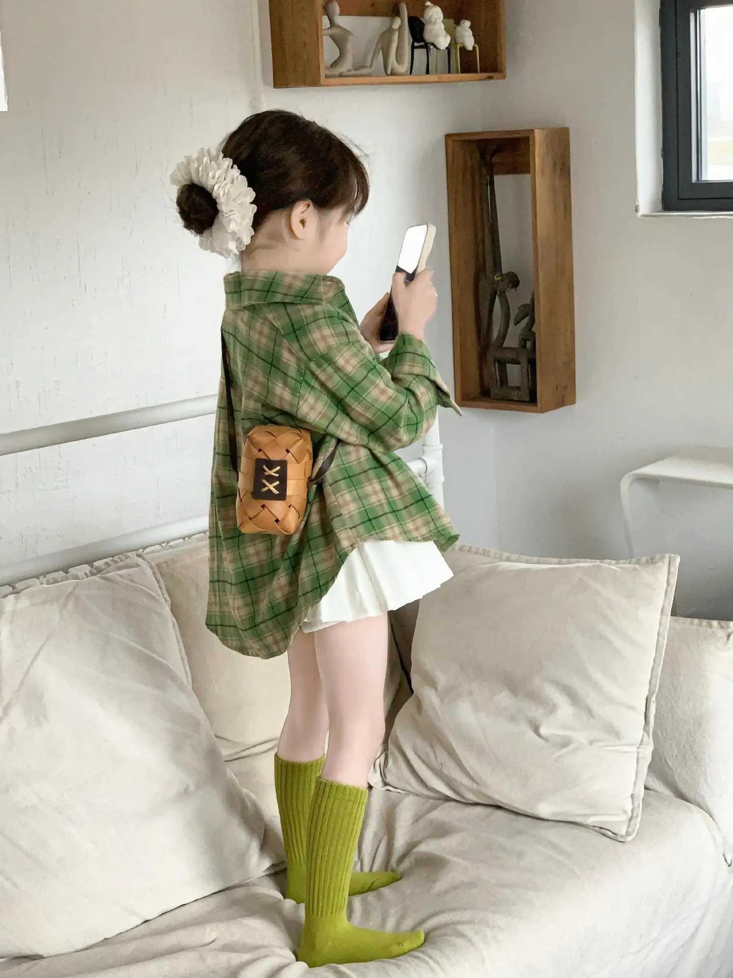 2025 Spring New Green Plaid Girls Shirts Childrens Long Sleeve Casual Blouse Coat C251007