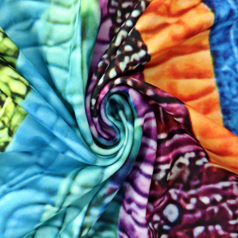 Casual Elegance: Lightweight Long Skirted Outfit Featuring Eye-catching Sunflowers for Warm Weather Events-CF50629