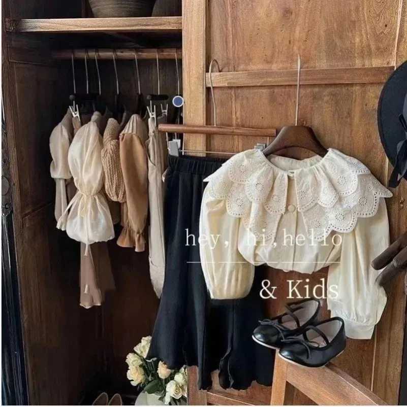 Spring and Autumn Girls Retro Foreigner Lace Shirt Childrens 2024 Fashion Solid Color Long Sleeve Top Baby Shirt C251007