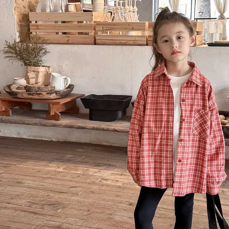 Childrens Clothing Childrens Versatile Lapel Shirt 2024 Autumn Outfit Girls Korean Style Casual Plaid Shirt Thin Jacket C251007