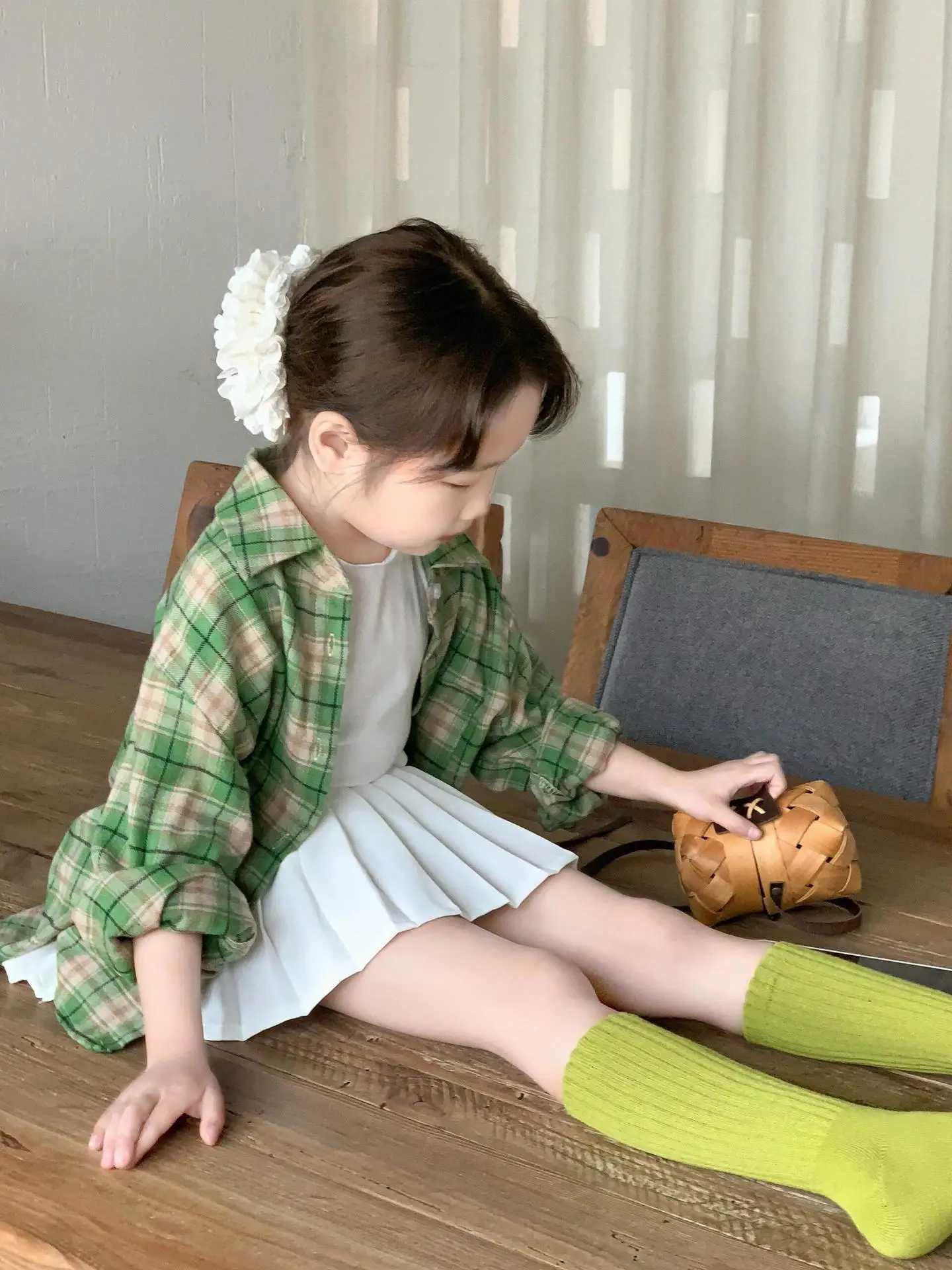 2025 Spring New Green Plaid Girls Shirts Childrens Long Sleeve Casual Blouse Coat C251007