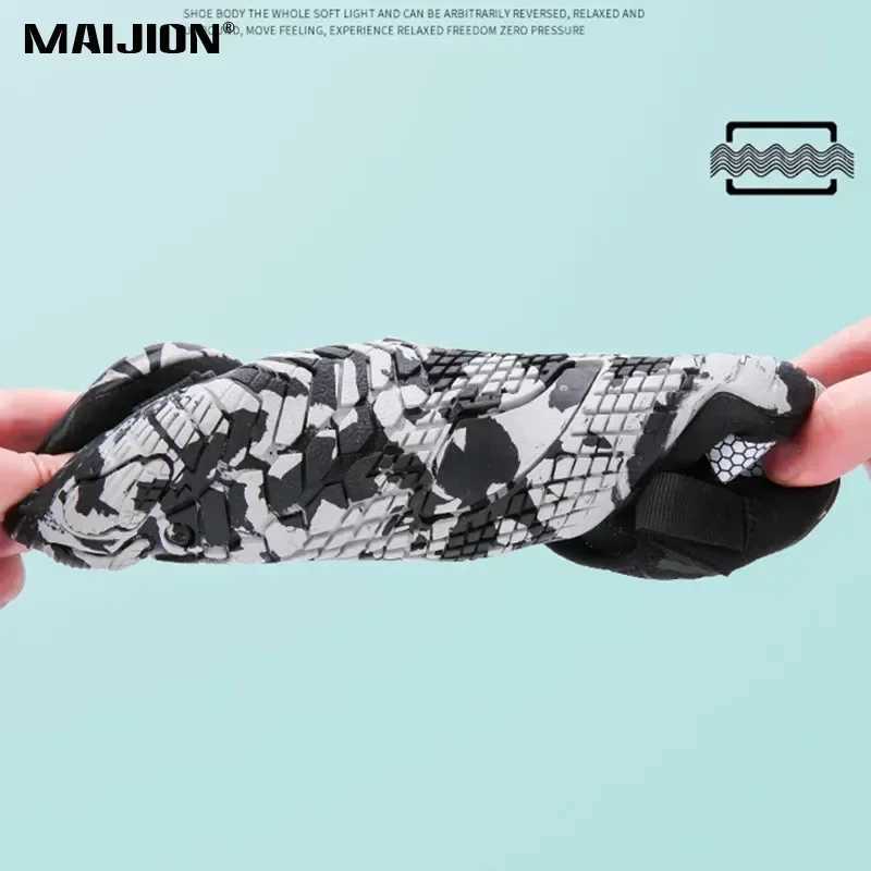 Men Women Seaside Surfing Aqua Shoe QuickDry Breathable Wading Shoe Antiskid Beach Barefoot Upstream Water Shoe Outdoor J251007