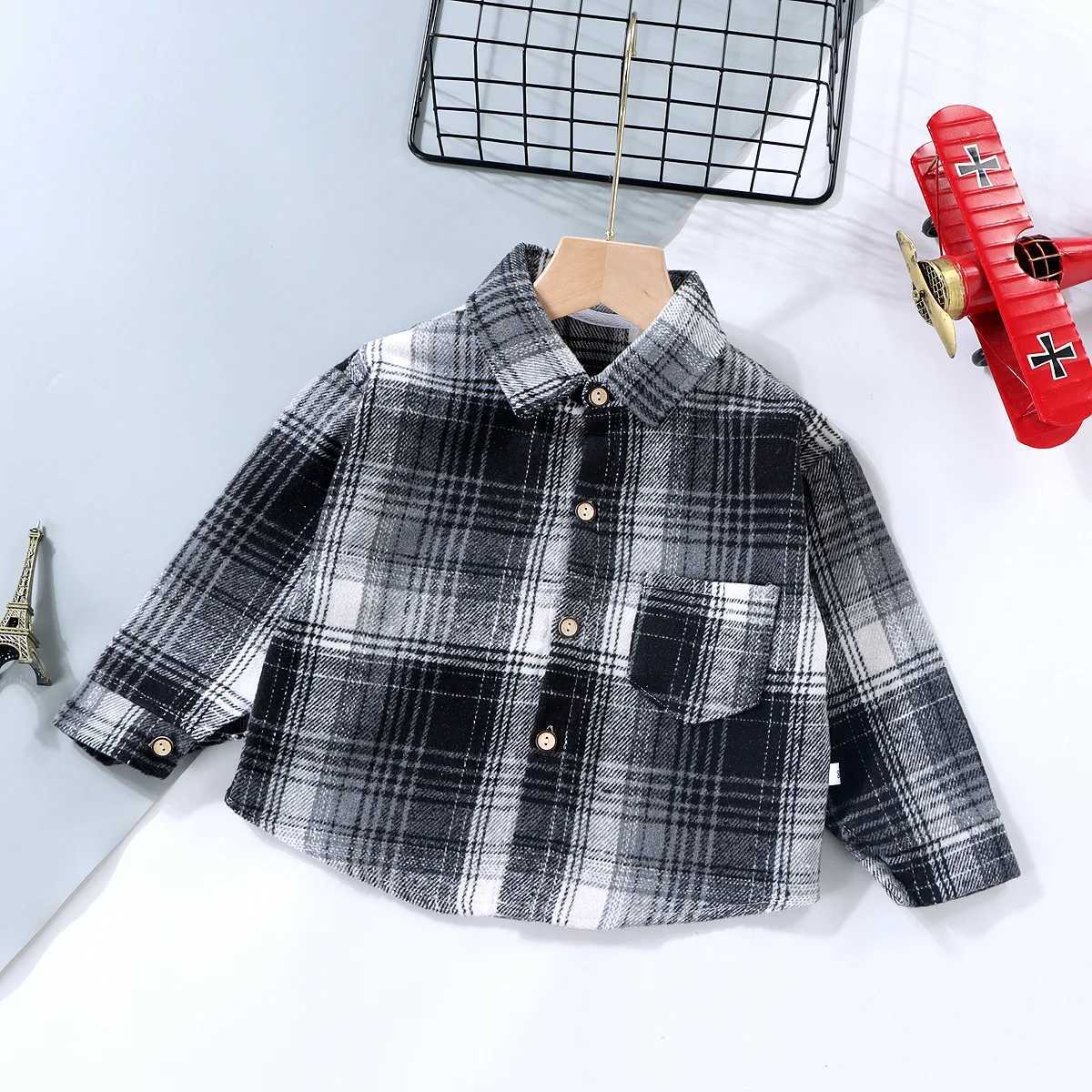 Kids Long Sleeve Shirts 27Y Autumn Boys Vintage Plaid Shirt Girls Casual Turn Down Collar Blouse Childrens Base Tops C251007