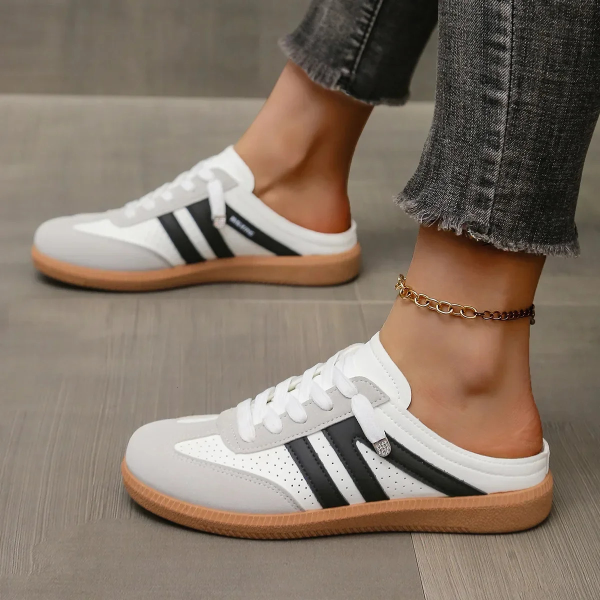 Women Mules Shoes Sports Round Toe Flat Female Footwear Casual Sneakers Clogs Platform Summer Slip on Creeper Baotou Slippers 250929