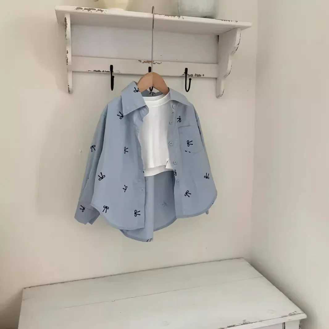 Childrens Blouses Girls Lazy Style Bow Printed Shirt Baby Design Casual Long Single Breasted Buckle Soild Color Jacket Blouses C251007