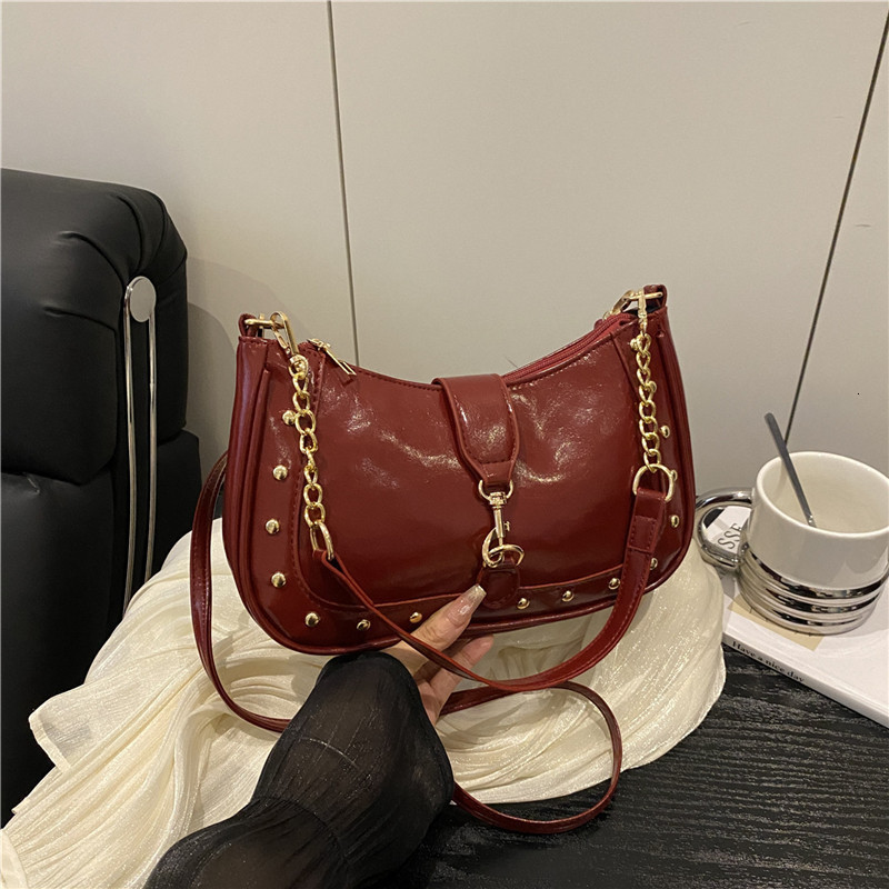 Womens Shoulder Bag Hobo Bag Fashionable Elegant Simple Personalized Versatile Cow Print For Date Daily Shopping 250714