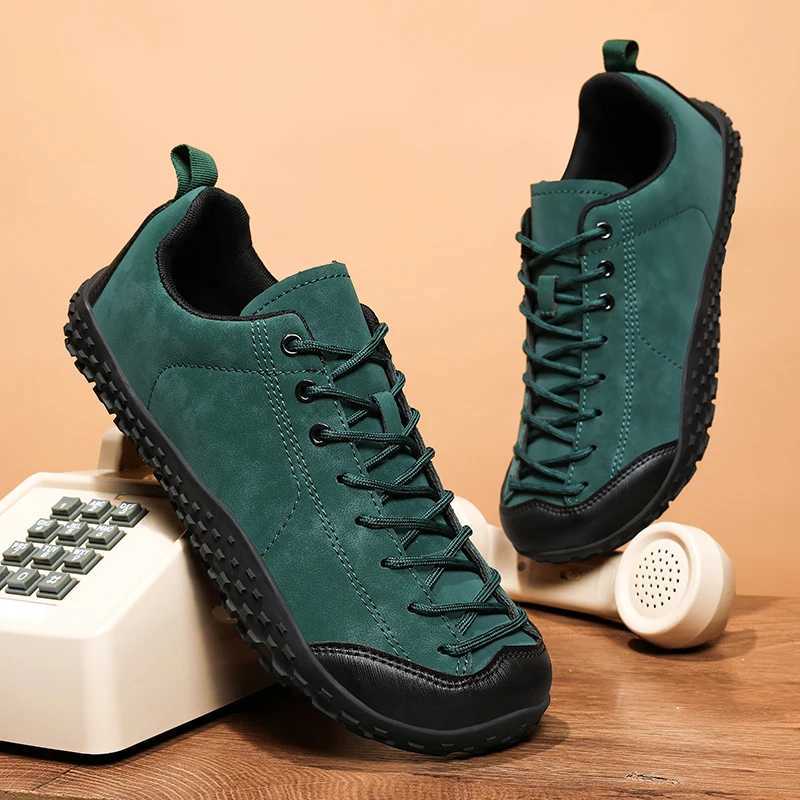 Outdoor Mens Casual Leather Shoes Hot Sale AntiSlip Sneakers Versatile Travel Sports Shoes Simple Man Trainers Treking Footwear J251007