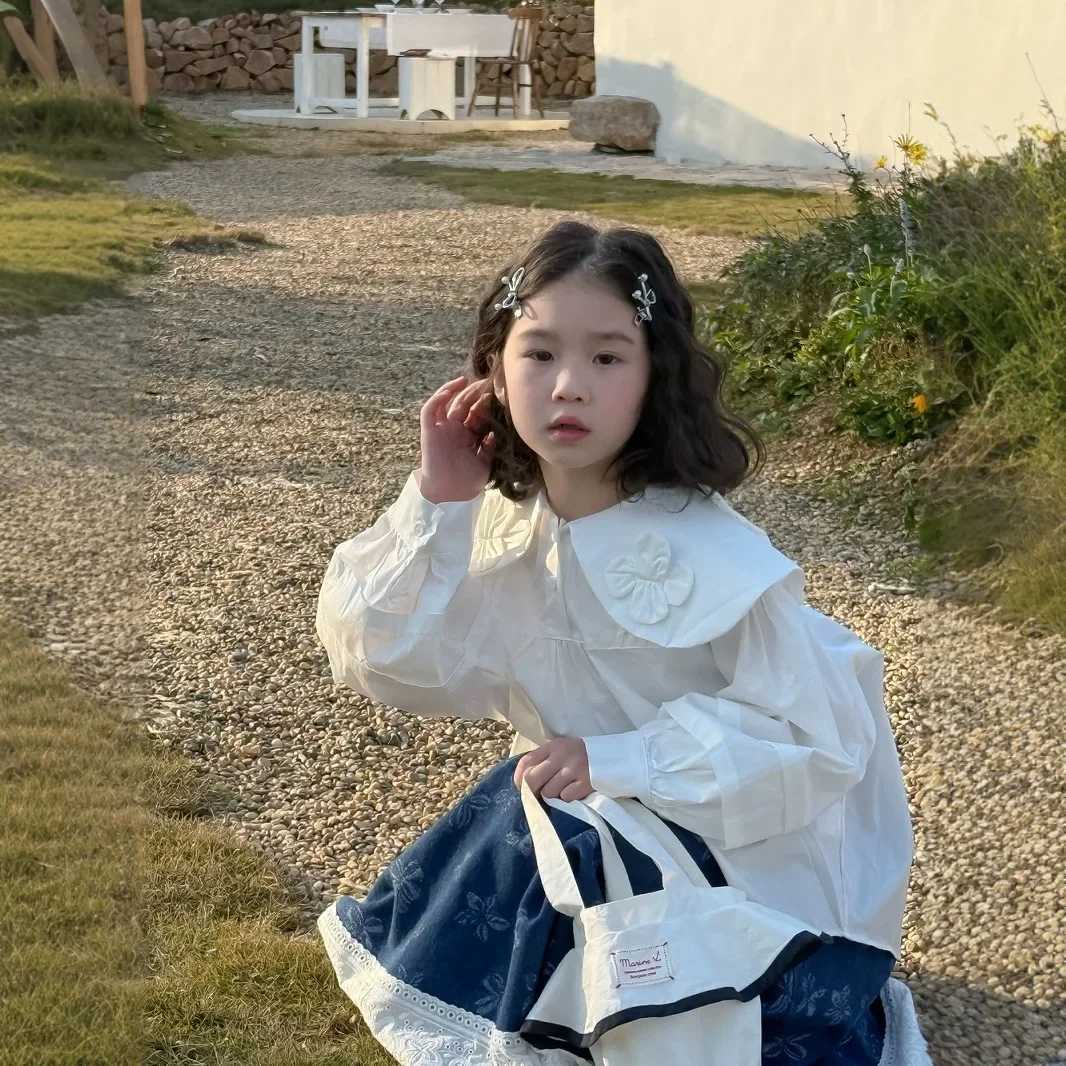 Childrens Shirt 2025 Spring New Girls Korean Fashion Solid Color Collar Flower Casual Loose Shirt Girls Clothes C251007