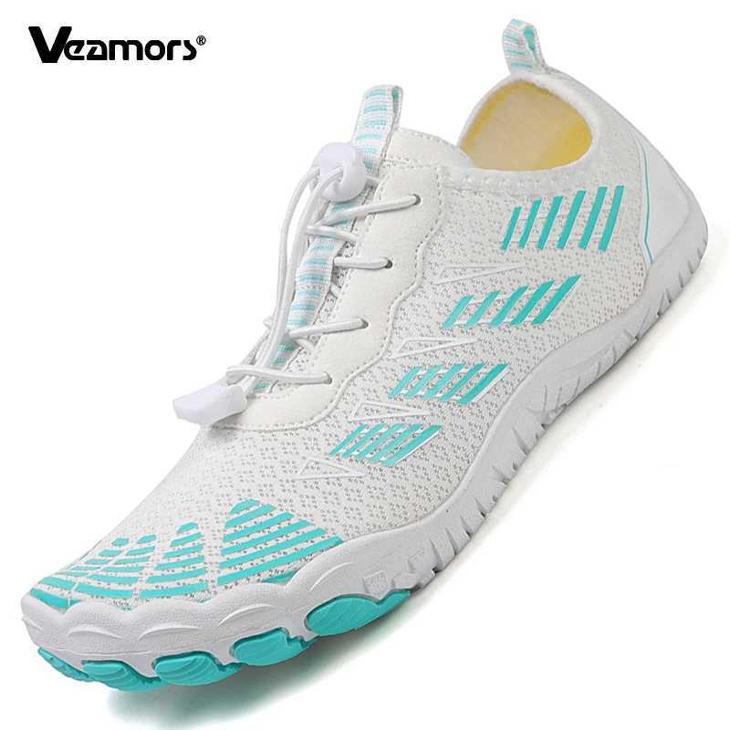 Barefoot Seaside Aqua Shoes Men Breathable Water Sports Shoes Womens Quick Dry Wading Sneakers Seaside Walking Surfing Nonslip J251007