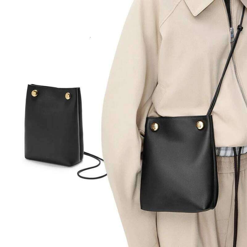 Brand Genuine Leather Fashion Gold Rivet Phone Women Simple Cowhide Pebble Pouch Shoulder Bags Woman Suotong2510