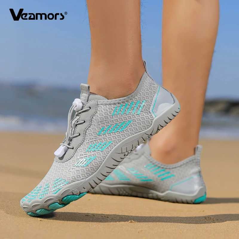 Barefoot Seaside Aqua Shoes Men Breathable Water Sports Shoes Womens Quick Dry Wading Sneakers Seaside Walking Surfing Nonslip J251007