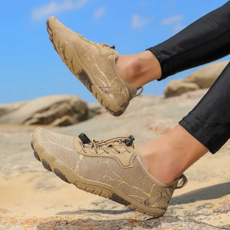 Mens And Womens Upstream Shoes Lightweight Amphibious Shoes Breathable Drainage Stream Hiking Shoes Quickdrying Beach Shoes J251007