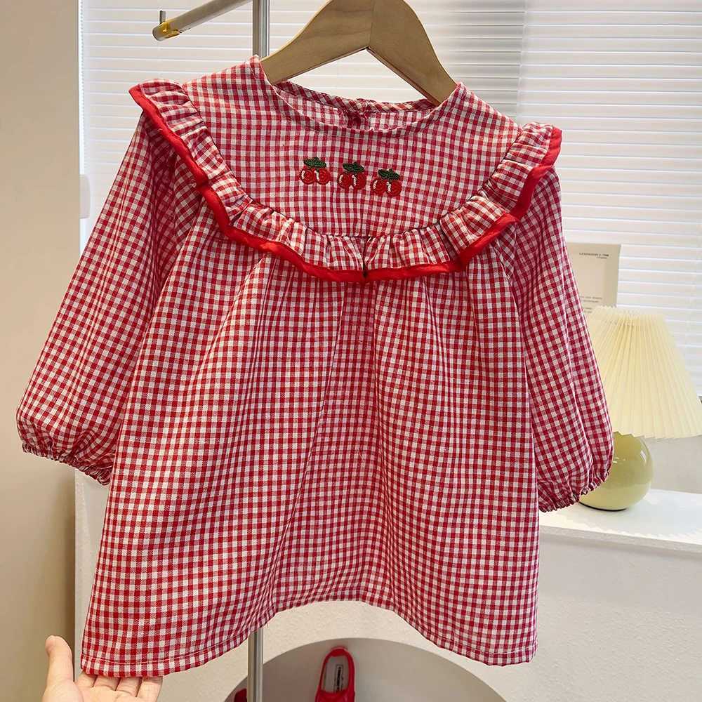 Cute Baby Girls Embroidery Shirts Spring Autumn Long Sleeve Kids Girl Plaid Blouse Tops Peter Pan Collar Floral Shirt Children C251007