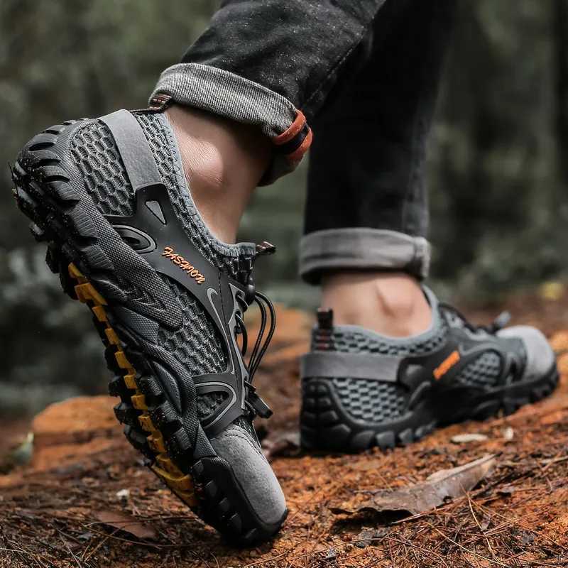 Autumn New Breathable Waterproof Walking Shoes Mens Outdoor Sports Shoes Mens Sports Lightweight Shoes Popular Anti Slip J251007