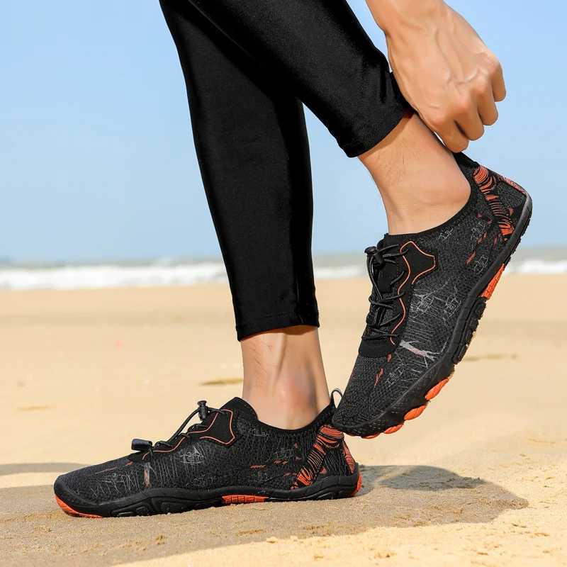 Summer Beach Swimming Shoes Mens Barefoot Upstream Wading Shoes Water Sports Shoes Beach Sandals Womens Yoga Fitness Shoes J251007
