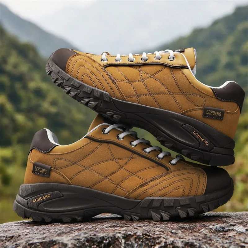 Casual Sneakers Men Designer Shoes Non Slip Ankle Strap Anti Slip Hiking Shoes Durable Outdoor Adventure Hiking Shoes Barefoot J251007