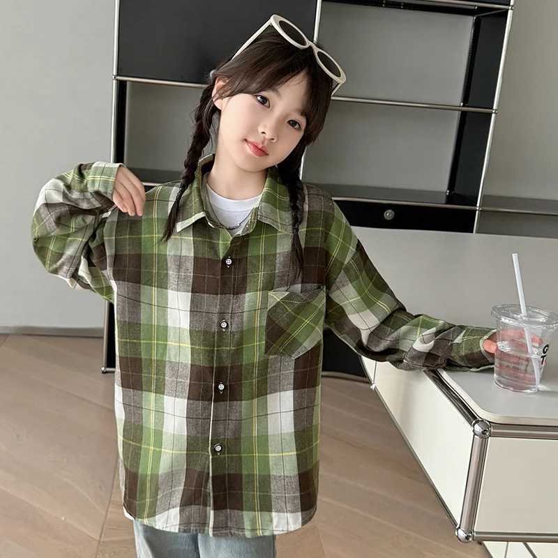 Korean Style Teen Girls Long Sleeve Plaid Shirt with Pocket Kids New Fashion Streetwear Outerwear Child Cotton Blouse Age 514Y C251007