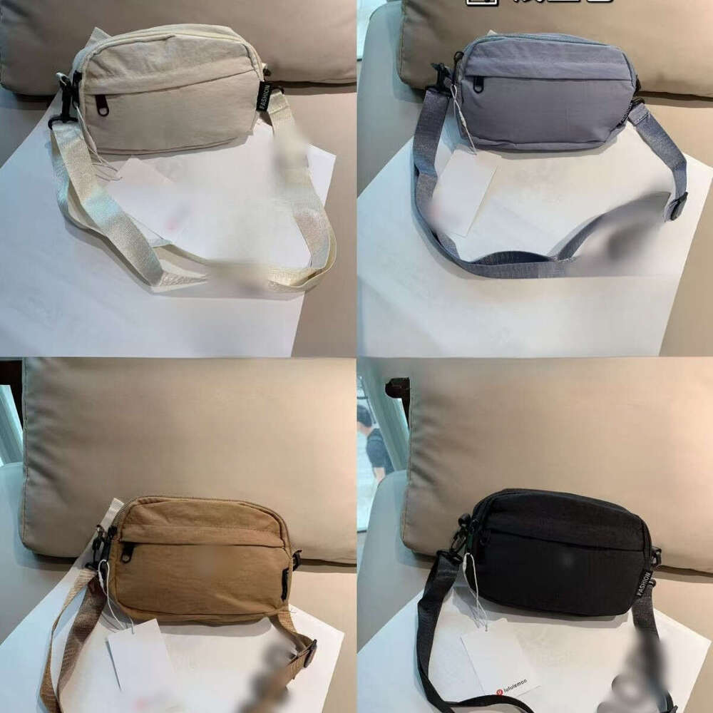 New Casual Small Chest Shoulder Bag B5
