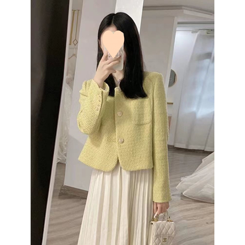 2025 Women's Designer Jacket Spring and Autumn New High end Unique Small Flower Knitted design Multi functional Short Coat New Coarse Wool Short 