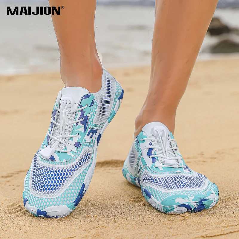 Swimming Fishing Kayaking Water Sports Shoes Men Women Beach Aqua Shoes Adult Unisex Nonslip Walking Yoga Camping Sneakers J251007