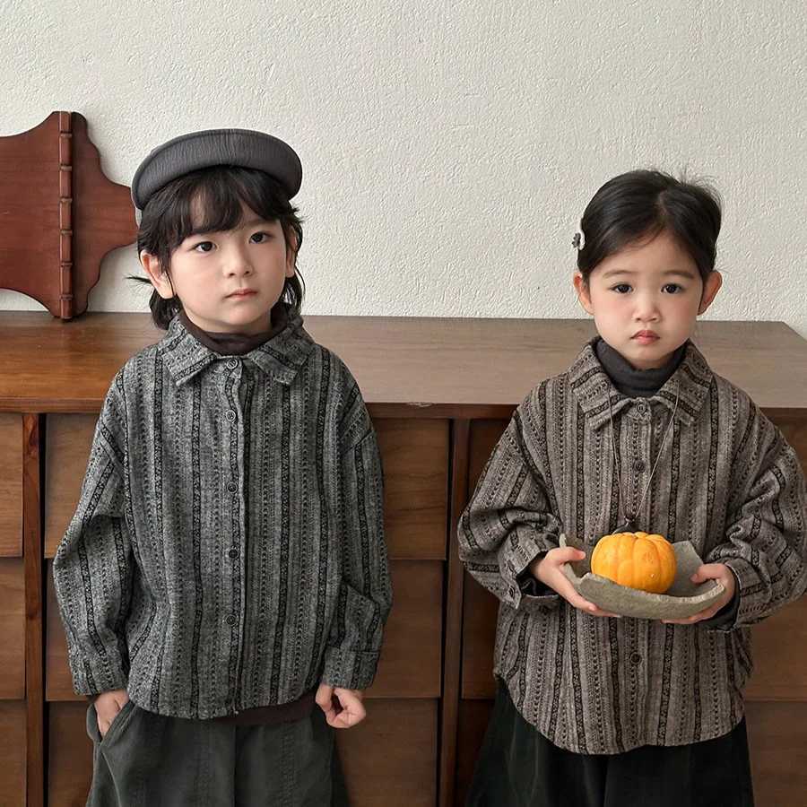 Shirt 2025 Autumn and Winter New Childrens Clothing Korean Style Boys and Girls Frown Vertical Longsleeved Shirt Casual C251007