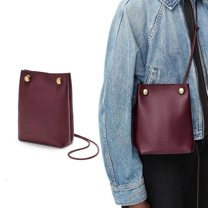 Brand Genuine Leather Fashion Gold Rivet Phone Women Simple Cowhide Pebble Pouch Shoulder Bags Woman Suotong2510