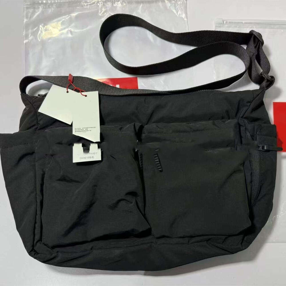 Amazing Casual Crossbody Unisex Large Capacity Layered Bag Versatile Style B5