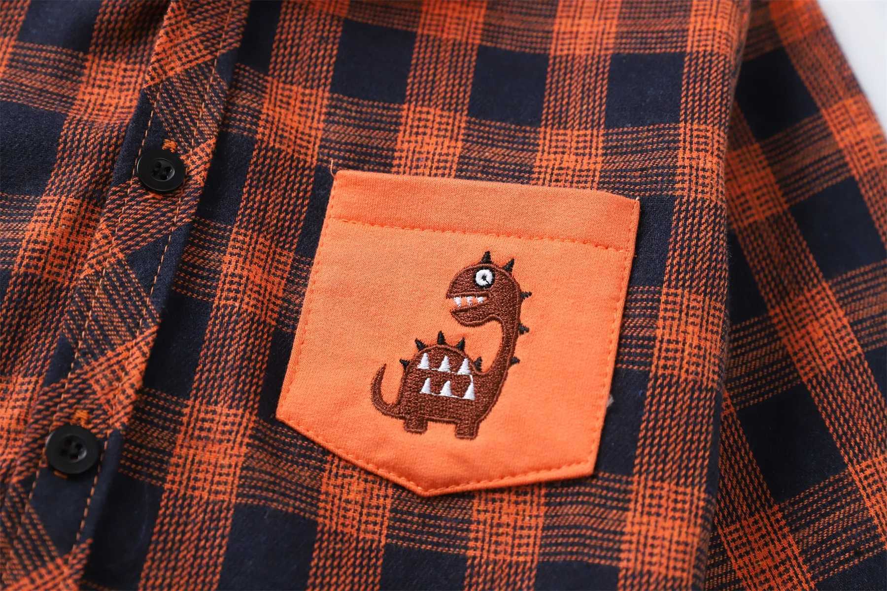 Boy Plaid Shirt New Baby hooded dinosaur embroidered coat in autumn and winter childrens clothes C251007