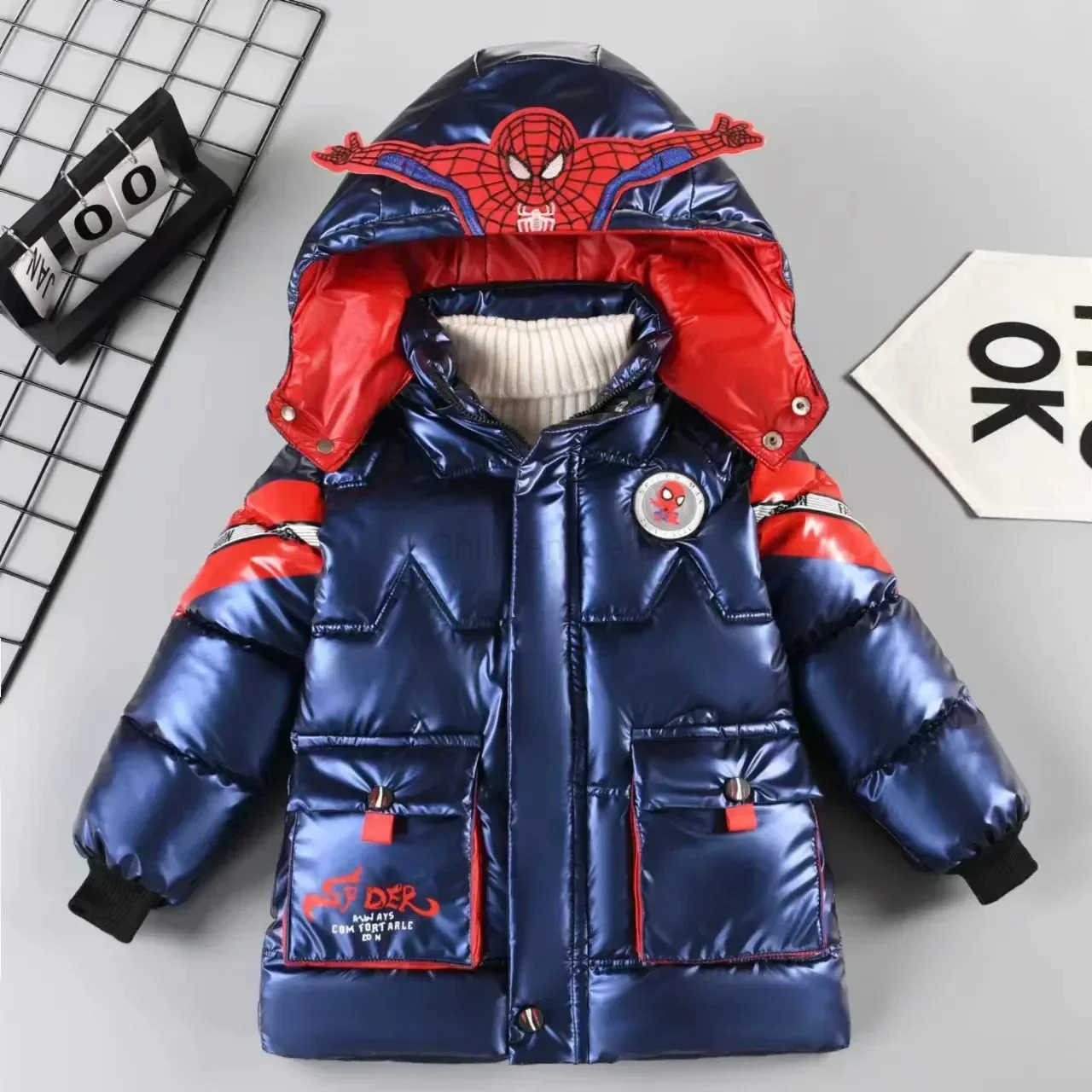 Disney 2025 Winter Kids Down Jacket Baby Boy Cartoon Spiderman Thicken CottonPadded Warm Hooded Parka Coat Children Clothing Outerwear H251007