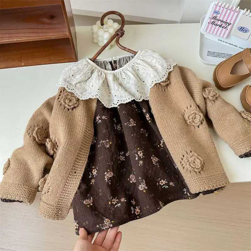 2025 Autumn New Childrens Clothing Korean Edition Loose Lace Doll Collar Long Sleeve Floral Blouse for Girls C251007