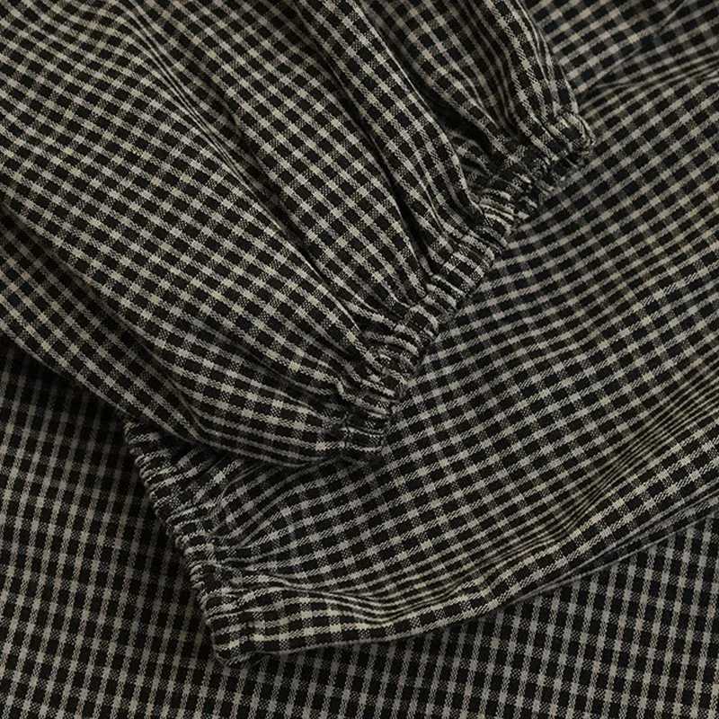 Vintage Black And White Fine Plaid Girls Shirt 2024 Spring New Rustic Style Childrens Crew Neck Lantern Sleeved Cotton Blouse C251007