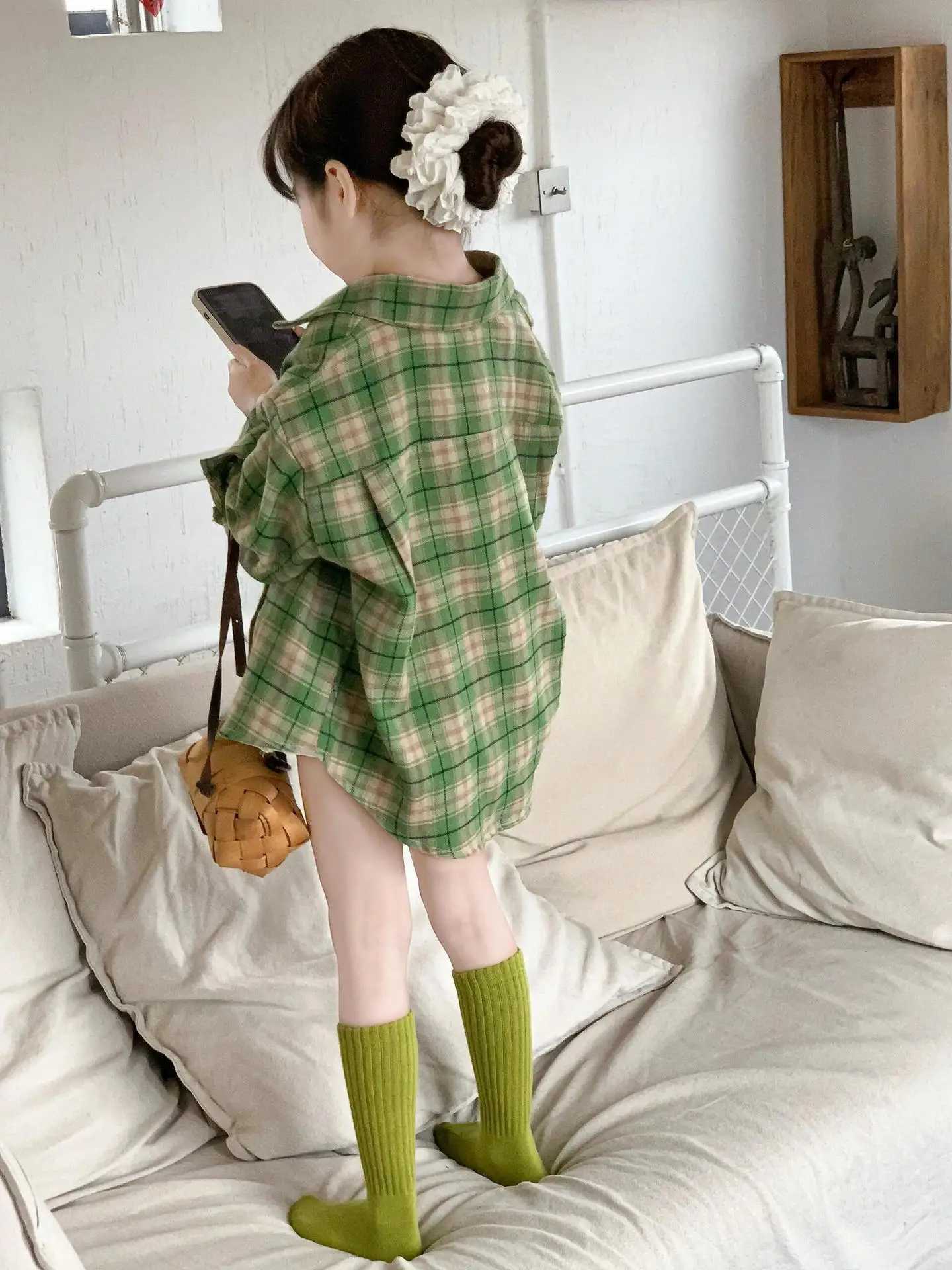 2025 Spring New Green Plaid Girls Shirts Childrens Long Sleeve Casual Blouse Coat C251007