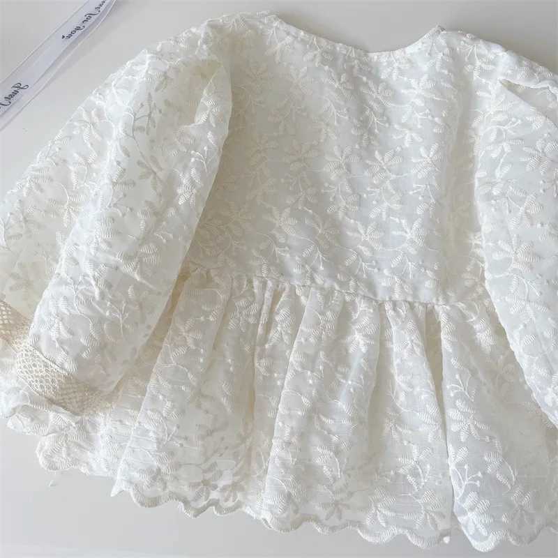 Baby Girls Blouses Lace Embroidered Floral Lantern Sleeves Swing Doll Shirt Top 2025 Spring New Korean Style Girls Shirts Dress C251007