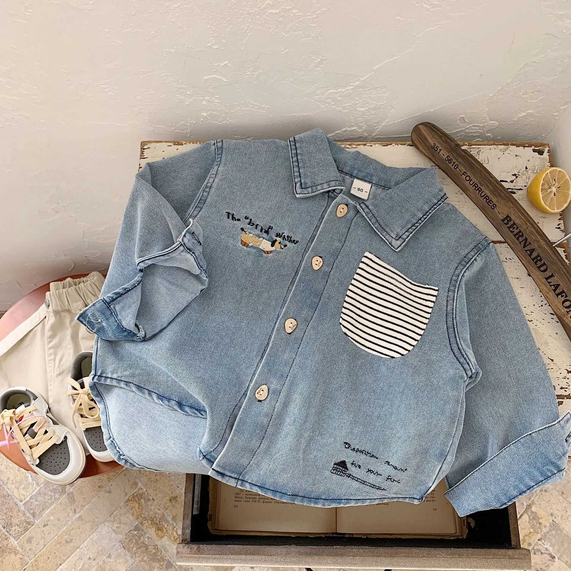 2025 Autumn Baby Boys Tshirt Retro Striped Pocket Turn Down Collar Toddler Boys Denim Shirts Single Breasted 18Y Boys Tops C251007