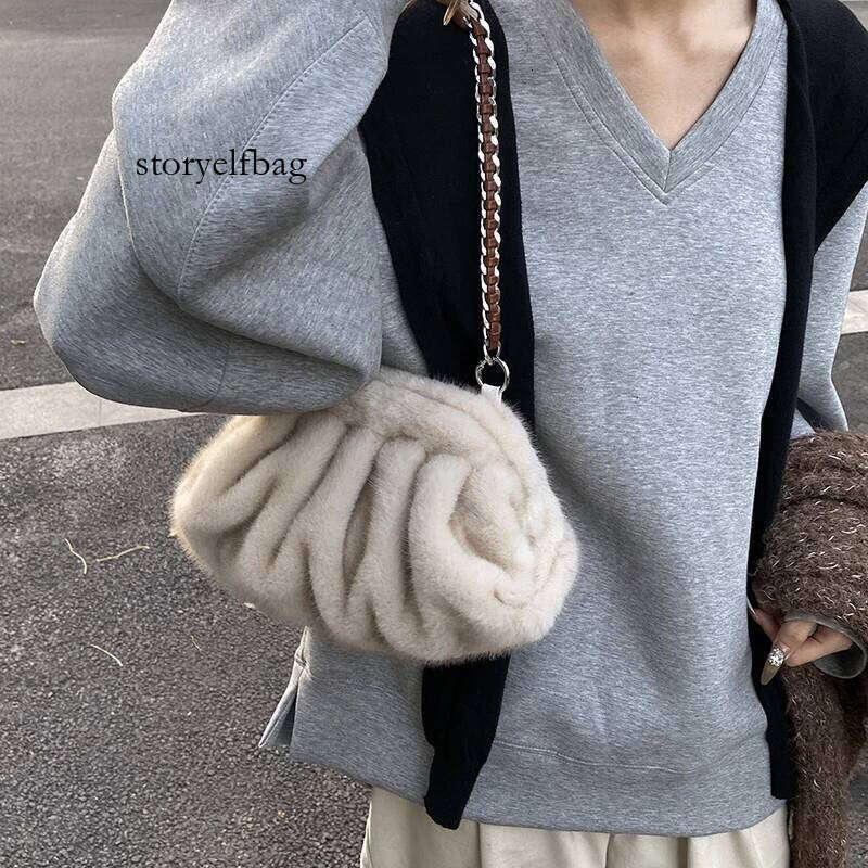 MOODS Pleated Design Faux Fur Shoulder For Women 2024 Designer Purses And Handbags Winter Warm Soft Plush Hobo Bags