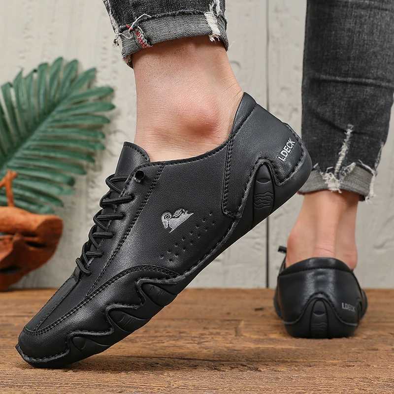 Shoes for Man Fashion Brand Loafers Soft Soled Comfortable Casual Walking Shoes Breathable Sports Tennis Outdoor Driving Shoes J251007