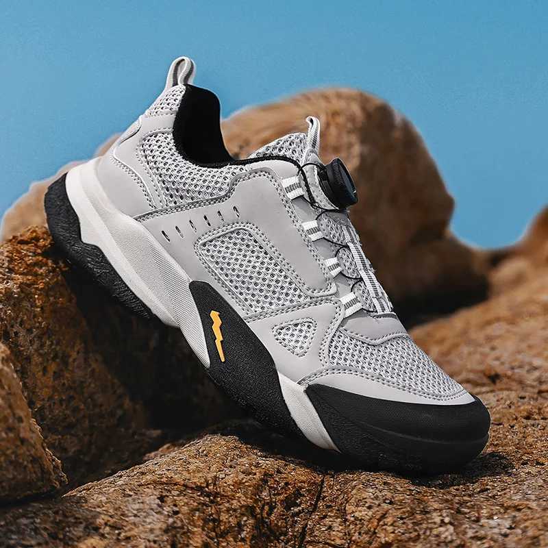 2025 New Men Lightweight Sneakers Nonslip Outdoor Sneakers Fashion Genuine Leather Shoes Comfy Casual Walking Driving Flats J251007