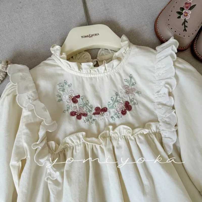 Girls Clothing Spring and Autumn New Childrens Embroidered Lace Doll Shirt Baby Girl Top Sweet Versatile Blouse C251007