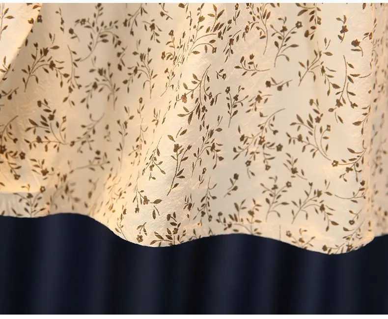 Girls Shirt Long Sleeve 2024 New French Little Girl Floral Shirt Autumn Baby Cotton Doll Collar Top Fashion Vintage Top C251007