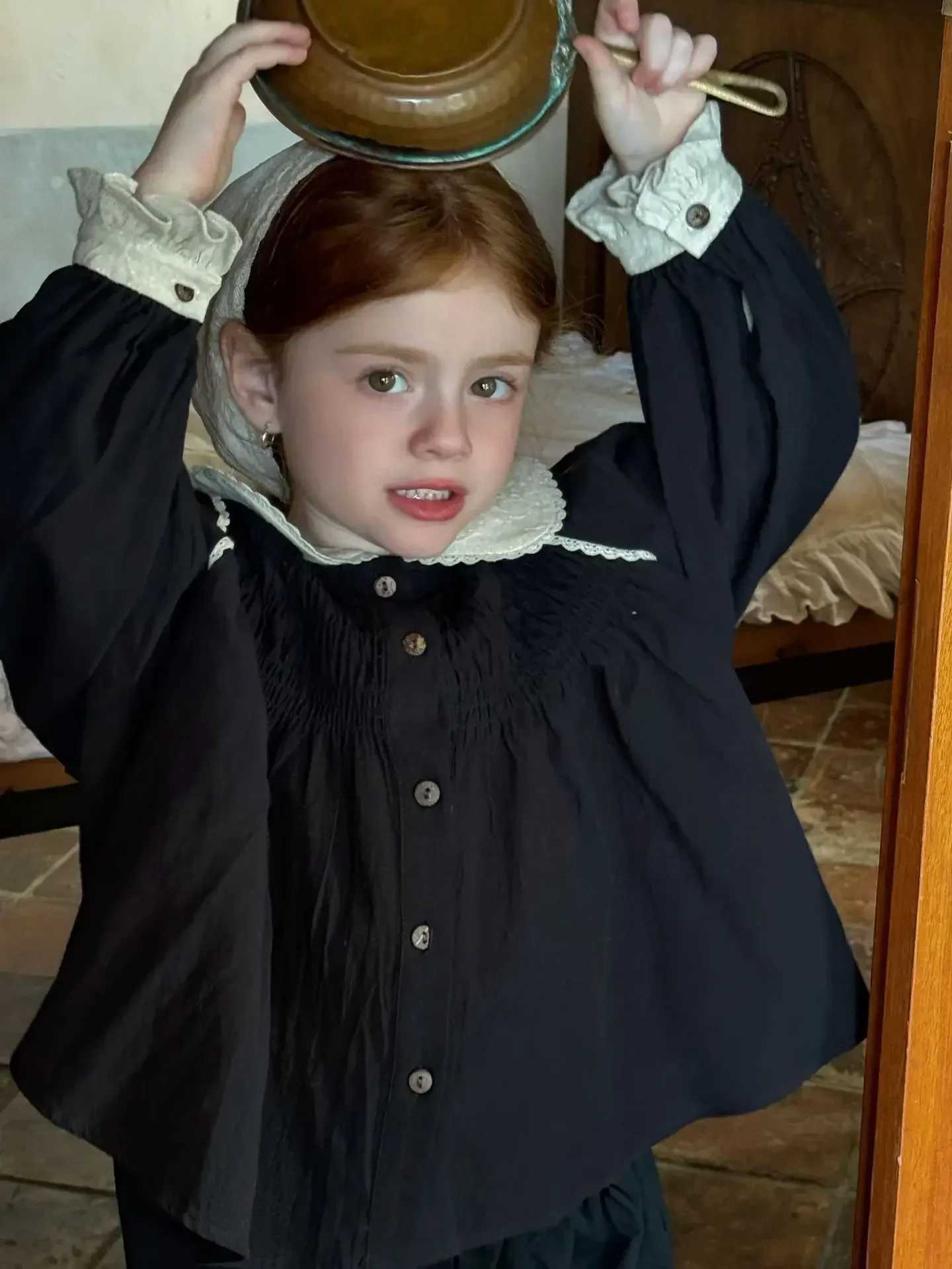 two pcs set2024 new arrive baby girl clothes Cotton and linen black shirt blouse for girls white blouse baby girl clothes C251007