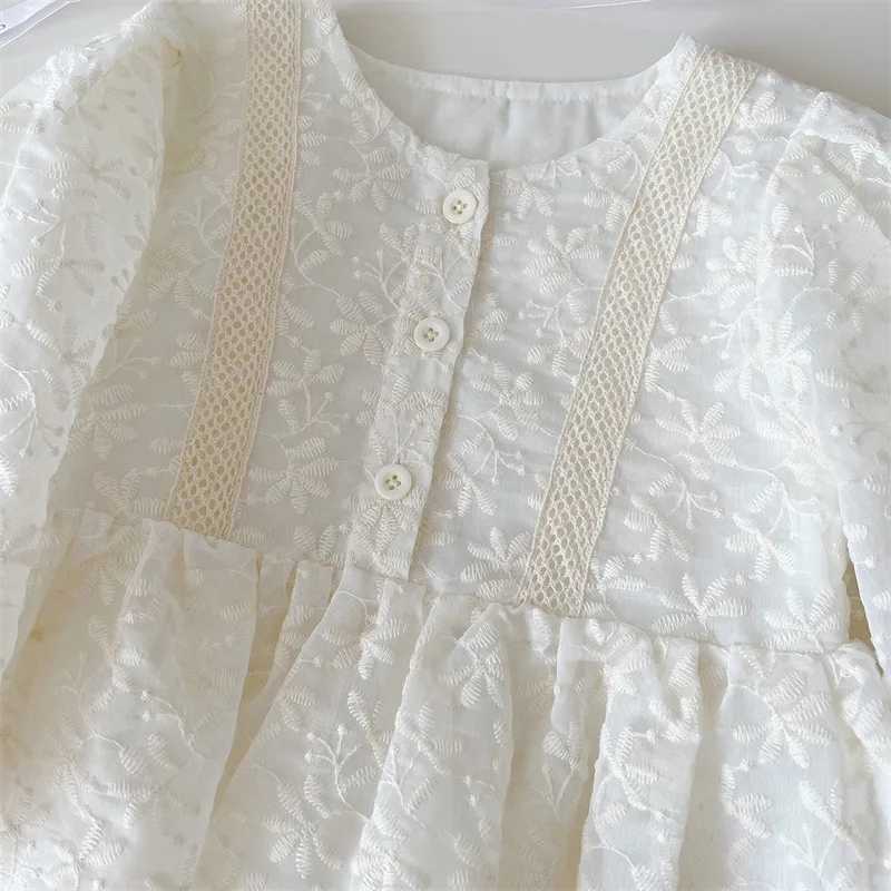 Baby Girls Blouses Lace Embroidered Floral Lantern Sleeves Swing Doll Shirt Top 2025 Spring New Korean Style Girls Shirts Dress C251007