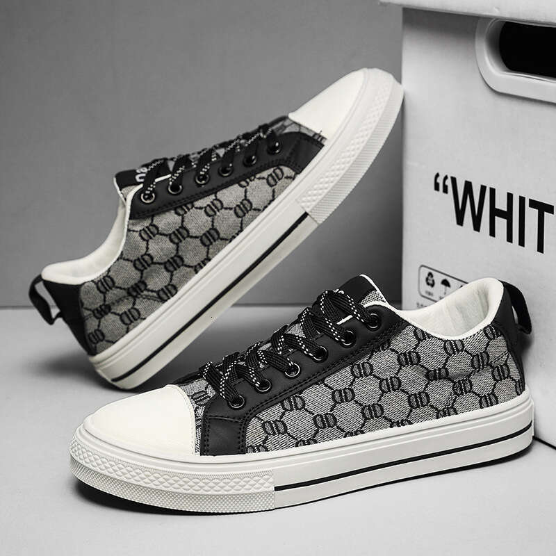 2026 Spring Men's Canvas Shoes Trendy Casual Couple Style Student Korean Version Lace-up Low-top Sneakers