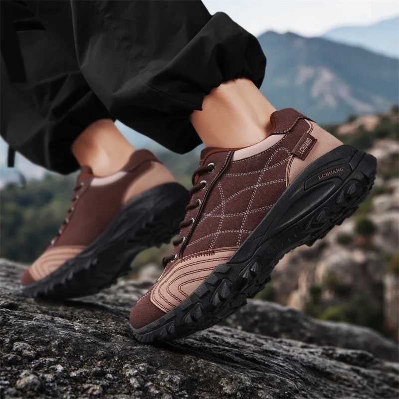 Casual Sneakers Men Designer Shoes Non Slip Ankle Strap Anti Slip Hiking Shoes Durable Outdoor Adventure Hiking Shoes Barefoot J251007