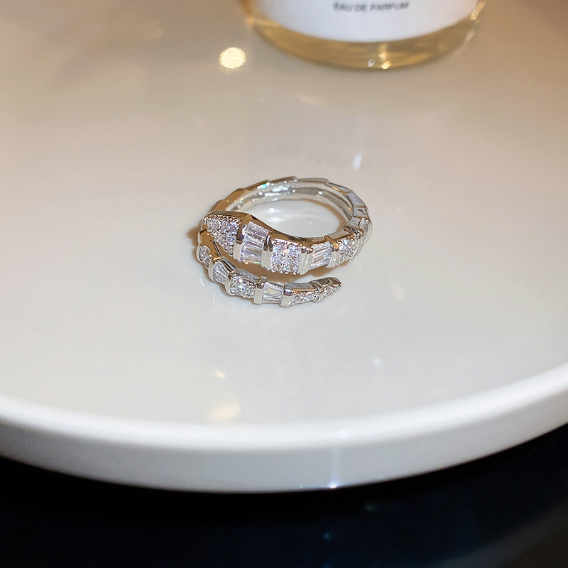 Minimalist Style Zircon Niche High-end Design Index Finger Ring New Versatile Jewelry Wholesale for Women - view 7